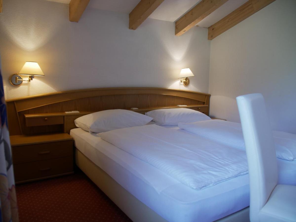 Hotel Waldheim Sexten Esterno foto