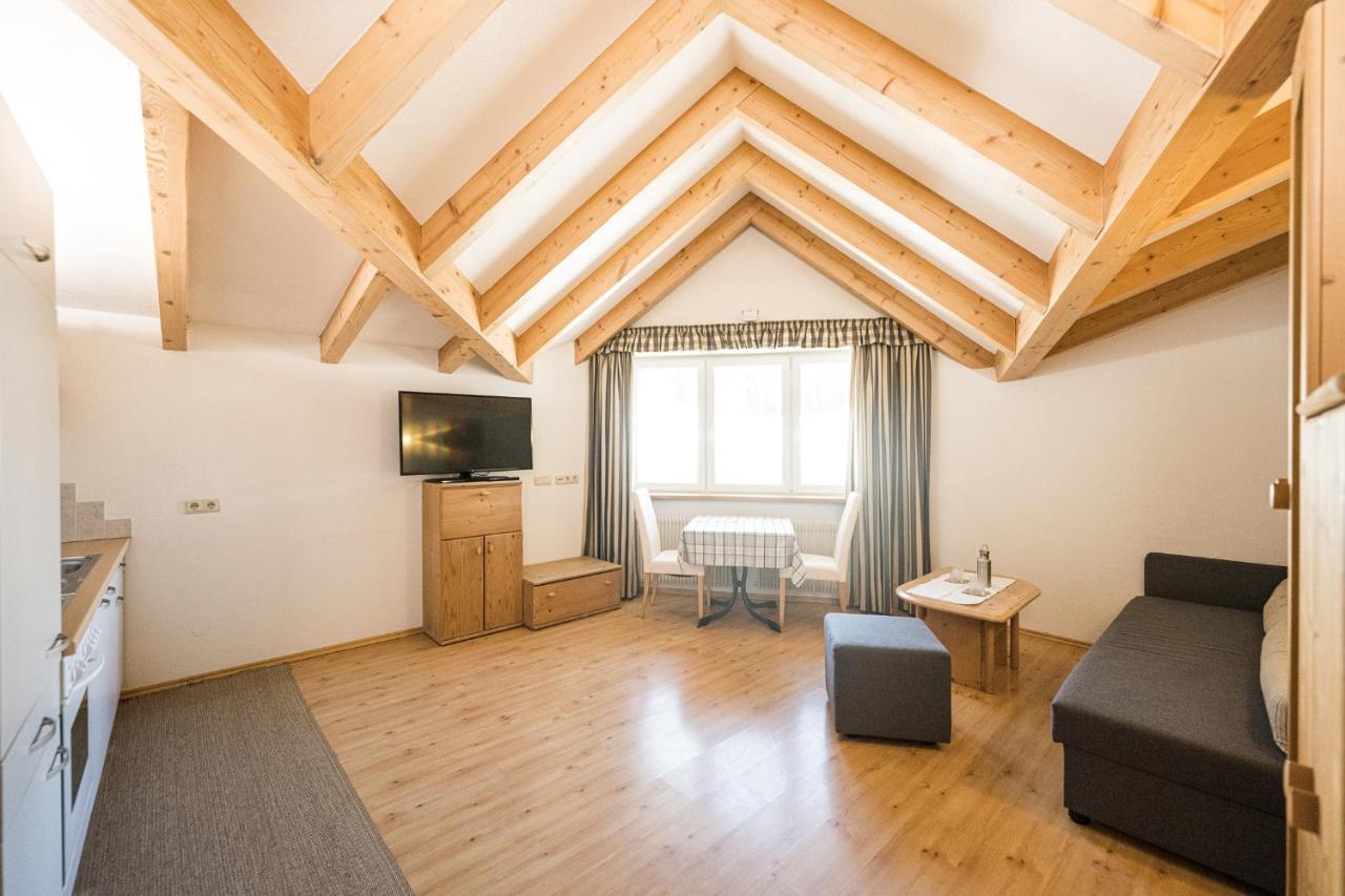 Hotel Waldheim Sexten Esterno foto