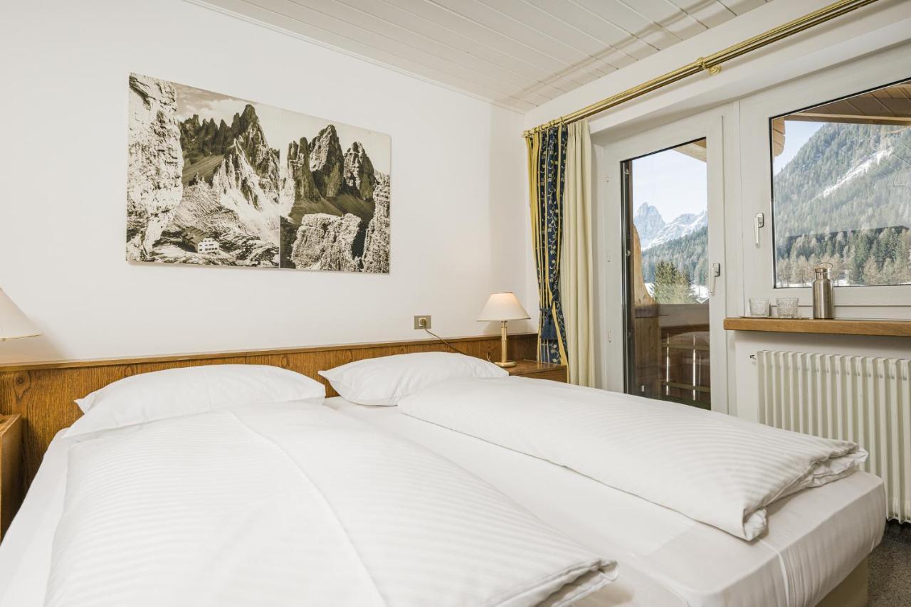 Hotel Waldheim Sexten Esterno foto