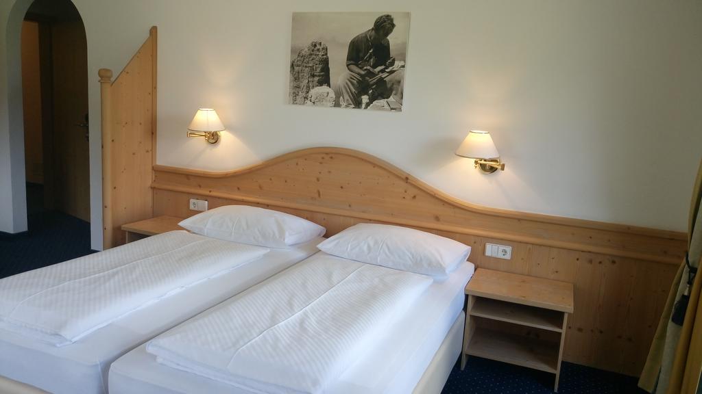 Hotel Waldheim Sexten Esterno foto